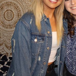 BLUE DISTRESSED JEAN JACKET